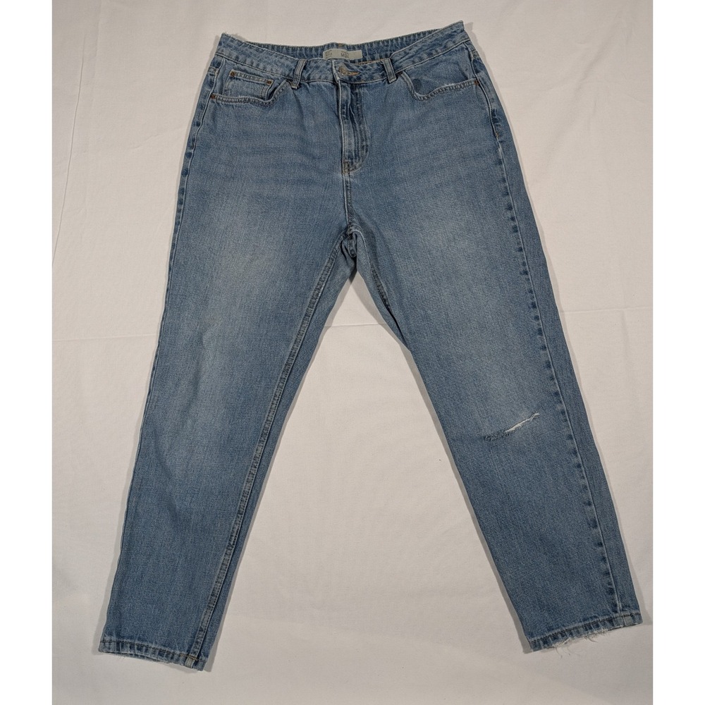Topshop Mom Jeans Light Wash Distressed Knee High Waist Denim W34 L32